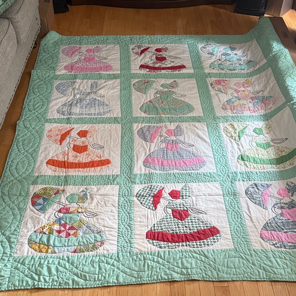 Hand made vintage quilt parasol lady 67x 87 queen